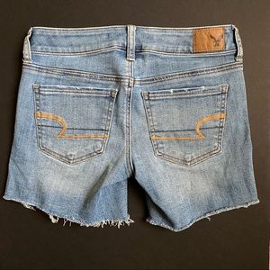 American Eagle Outfitters Distressed MIDI Super Super Stretchy Shorts 4 Blue